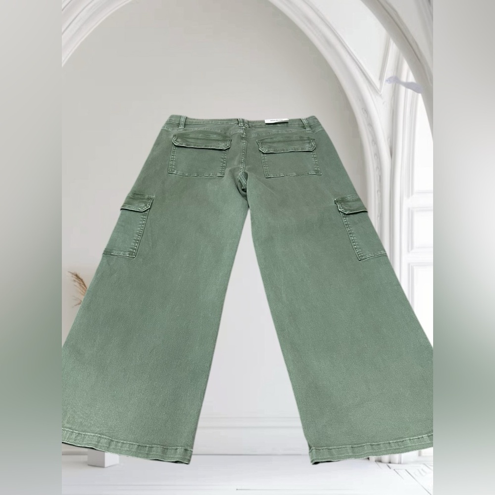 Mica Los Angeles Downeast WideLeg Cargo Jeans. Green. Size: 30 (12) NWT - Picture 2 of 12